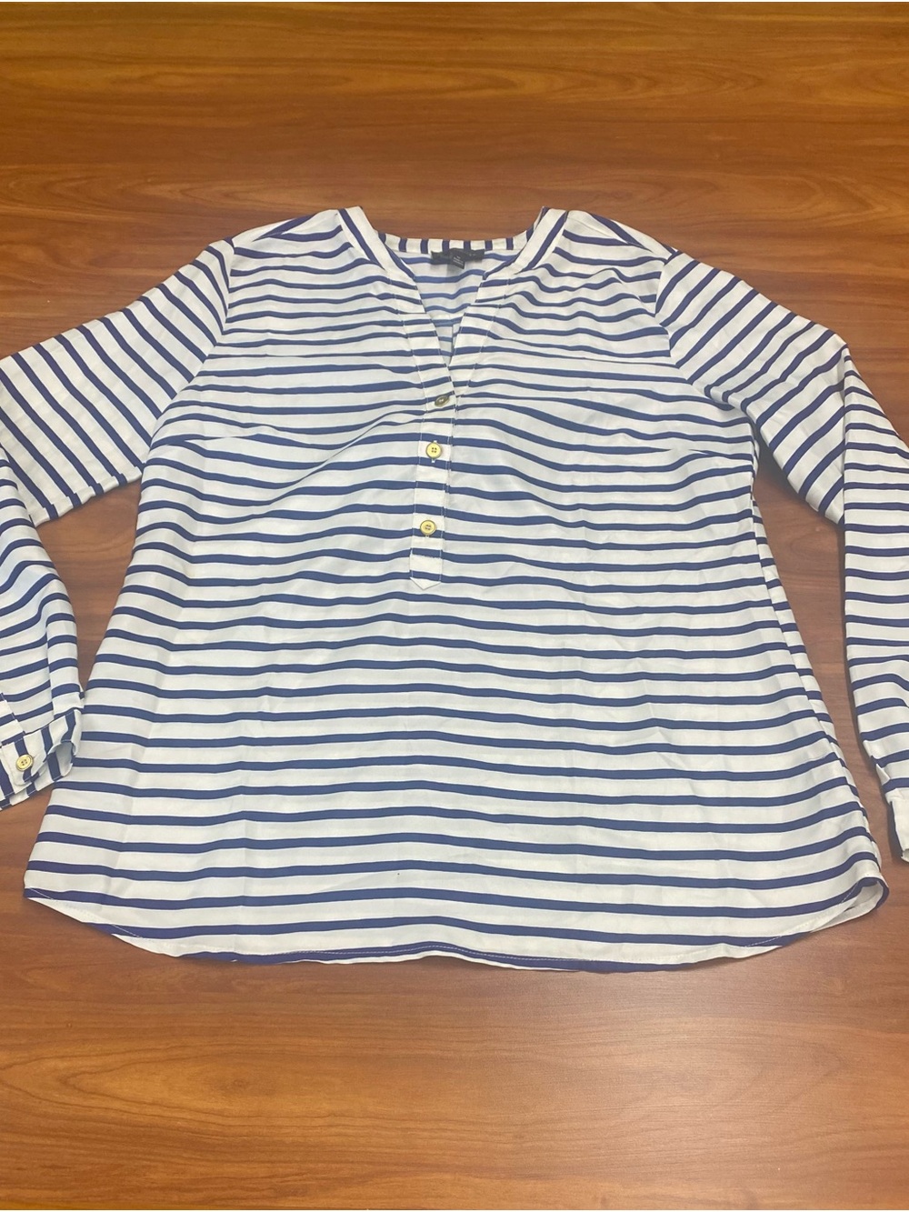 The Limited Women Stripped BlueWhite Long Sleeve Blouse Medium 1/4 Button Up